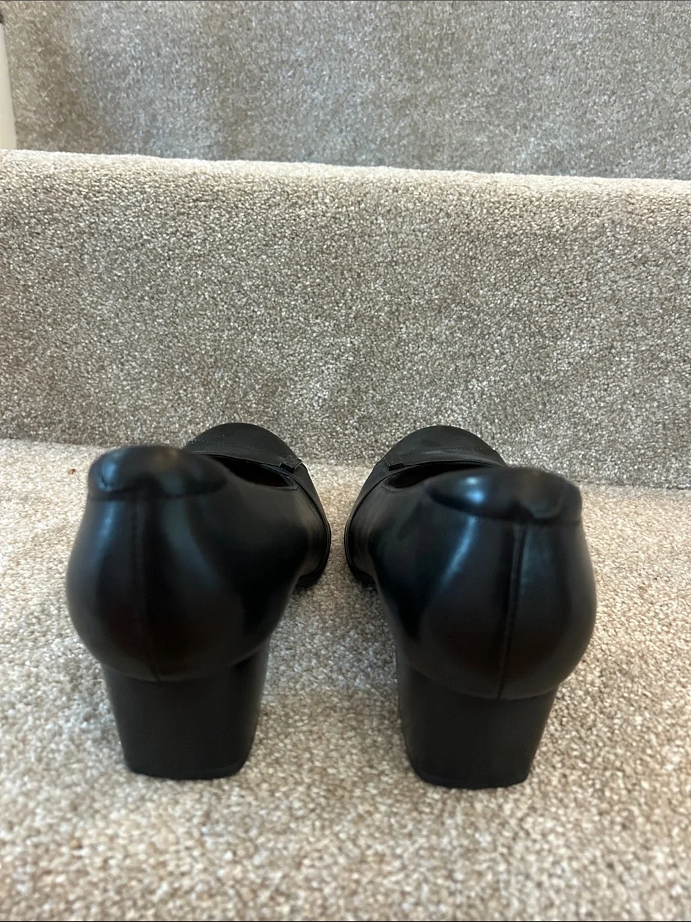 Clark’s Rosalyn Belle Black Leather 2” heel